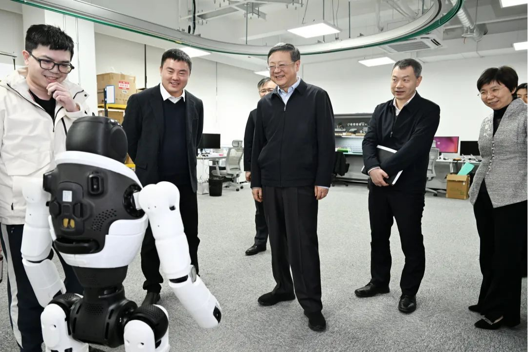 上海市委书记陈吉宁专题调研银河集团机器人